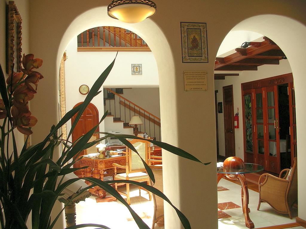 Hotel El Relicario Del Carmen Кито Екстериор снимка